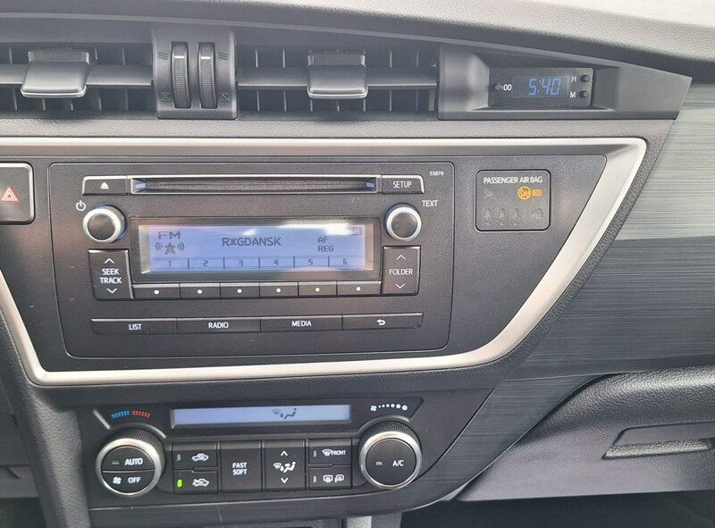 Toyota Auris climatronic ledy II (2012-)
