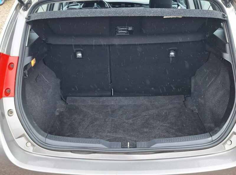 Toyota Auris climatronic ledy II (2012-)
