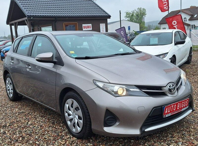 Toyota Auris climatronic ledy II (2012-)