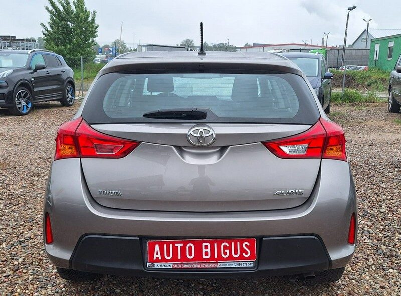 Toyota Auris climatronic ledy II (2012-)
