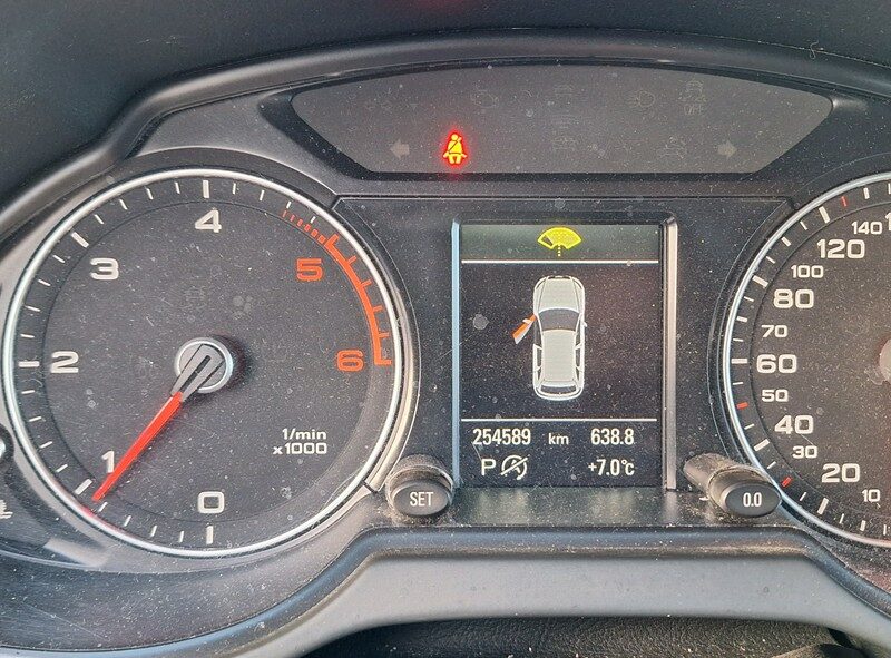 Audi Q5 Led quattro automat DUZA NAVI 8R (2008-)