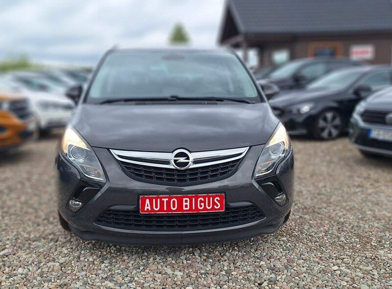 Opel Zafira Duża Navi 7 osobowa camera cofania mały przebieg C (2011-)