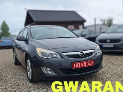 Opel Astra Duża Navi sports tourer J (2009-2019)