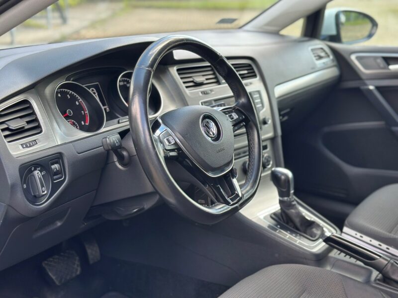Volkswagen Golf 1.8 benzyna DSG VII (2012-)