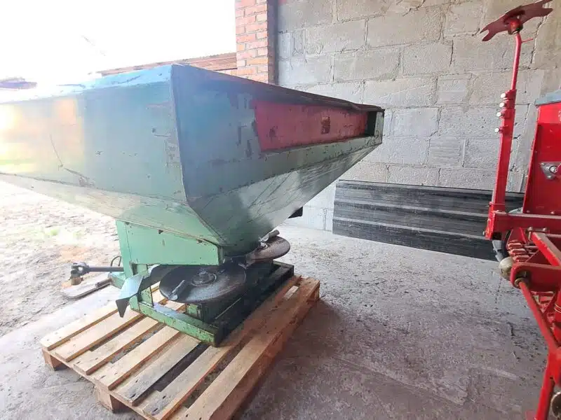 Rozsiewacz nawozów Rotina Werk 1.081