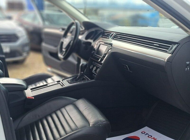 Volkswagen Passat highline xenon Ledy automat dsg 1 rej 2015 4 motion vebasto B8 (2014-2023)