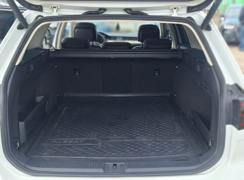 Volkswagen Passat highline xenon Ledy automat dsg 1 rej 2015 4 motion vebasto B8 (2014-2023)