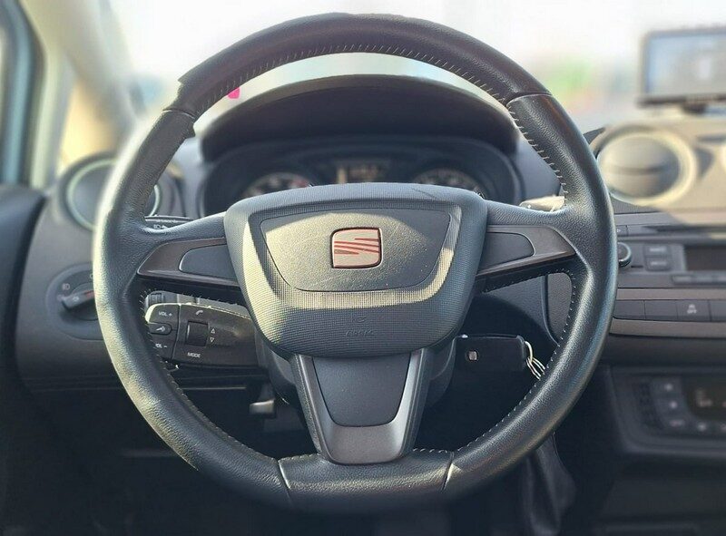Seat Ibiza climatronic mały przebieg automat navi IV (2008-)