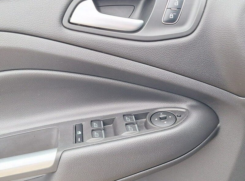 Ford Kuga climatronic bardzo ekonomiczny II (2012-)