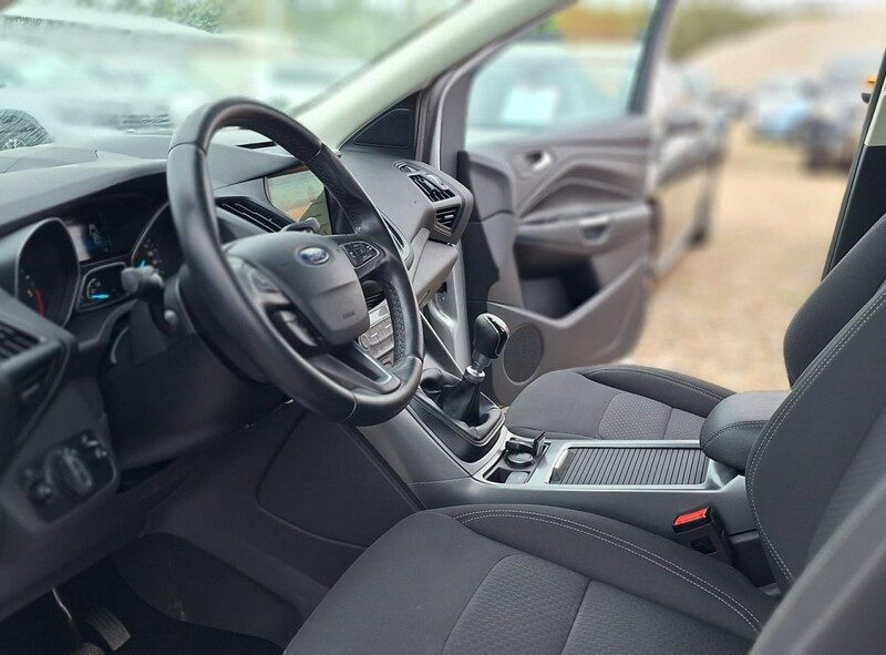 Ford Kuga climatronic bardzo ekonomiczny II (2012-)