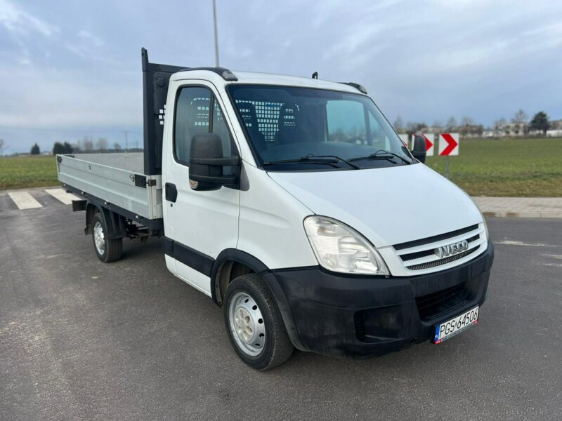 Iveco Daily Iveco Daily Opłacony 2.3 HPI 116 KM Skrzyniowy 3-osobowy