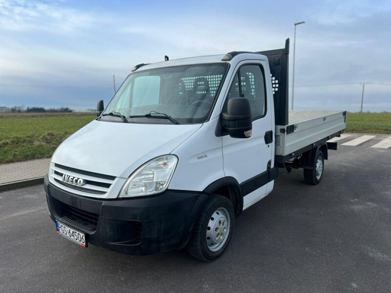 Iveco Daily Iveco Daily Opłacony 2.3 HPI 116 KM Skrzyniowy 3-osobowy