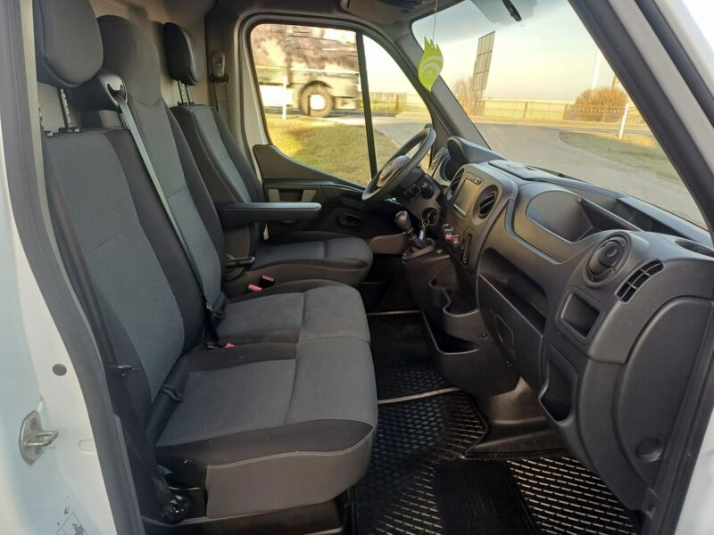 Renault Master 2.3 dci 130KM Nawigacja Przebieg: 110.900 km