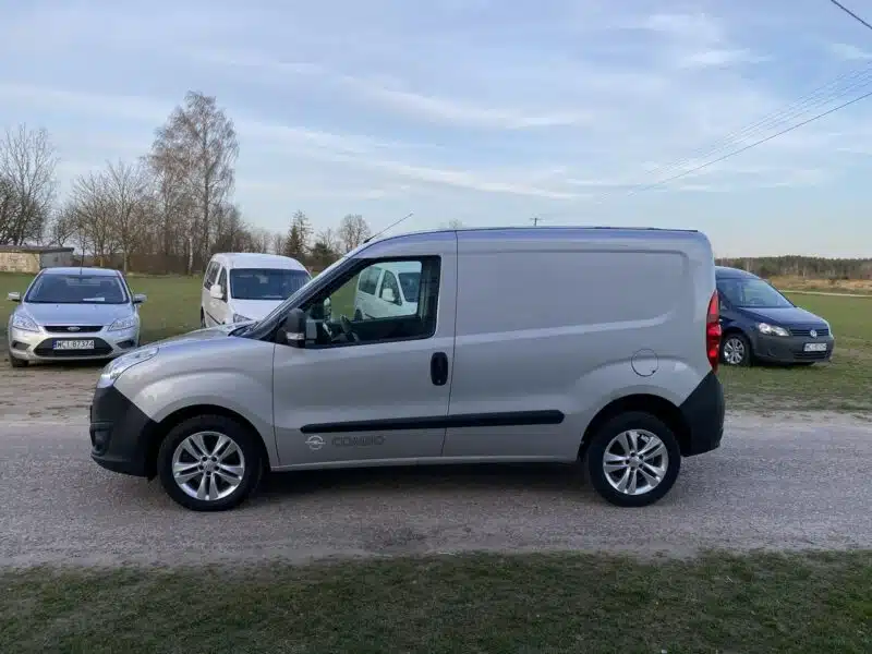 Opel Combo 1.4T 120KM LPG Mały przebieg 70 tys. Nowy Gaz