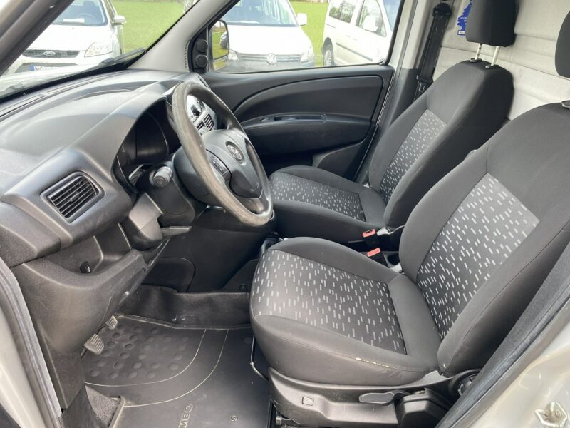 Opel Combo 1.4T 120KM LPG Mały przebieg 87 tys. Nowy Gaz