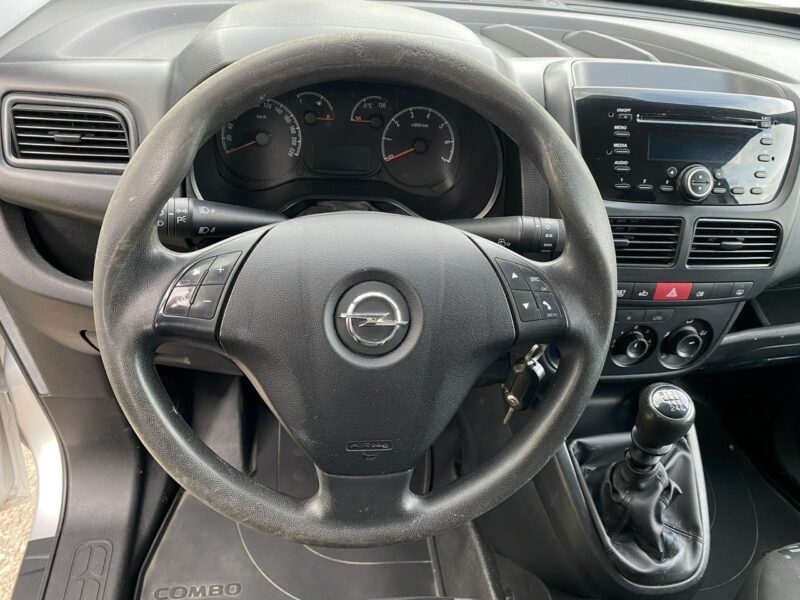 Opel Combo 1.4T 120KM LPG Mały przebieg 87 tys. Nowy Gaz