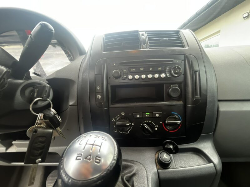 Citroen Jumpy Citroen Jumpy Lift 2.0HDi 2012r Klimatzyacja VAT-1A Serwisowany Hak!