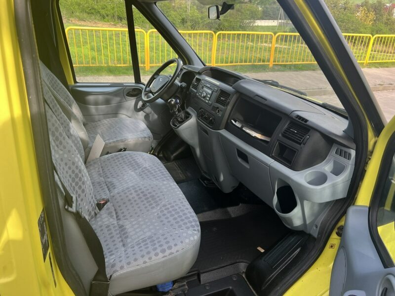 Ford Transit Ford Transit Opłacony Mały przebieg Bagażnik dach
