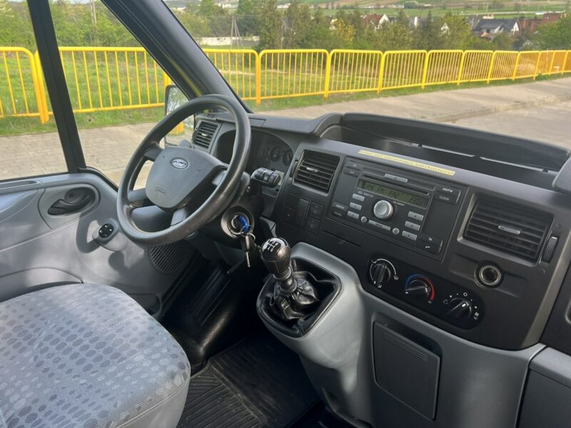 Ford Transit Ford Transit Opłacony Mały przebieg Bagażnik dach