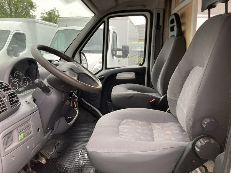 Citroen Jumper Autosklep 4X4 pieczy Gastronomiczny Food Truck Foodtruck sklep bar