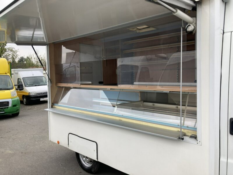 Citroen Jumper Autosklep 4X4 pieczy Gastronomiczny Food Truck Foodtruck sklep bar