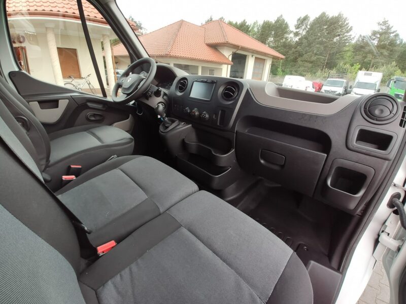 Renault Master 2.3 130KM Duży Kontener Super Stan !!! 2016/2017r