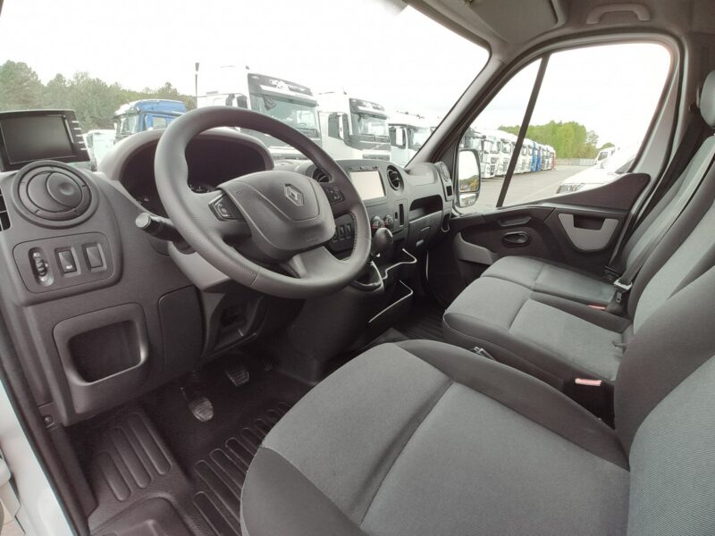 Renault Master 2.3 130KM Duży Kontener Super Stan !!! 2016/2017r