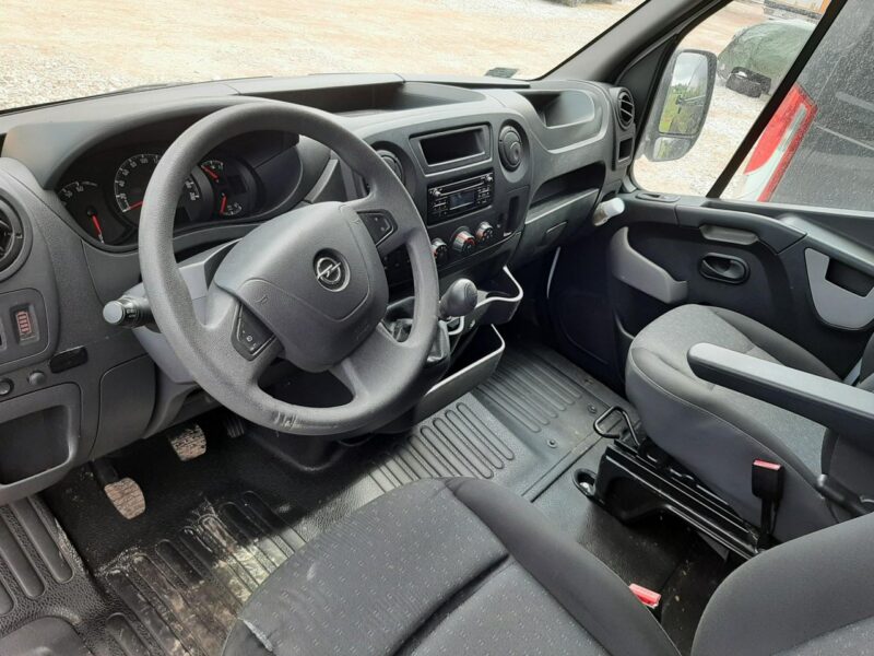 Opel Movano