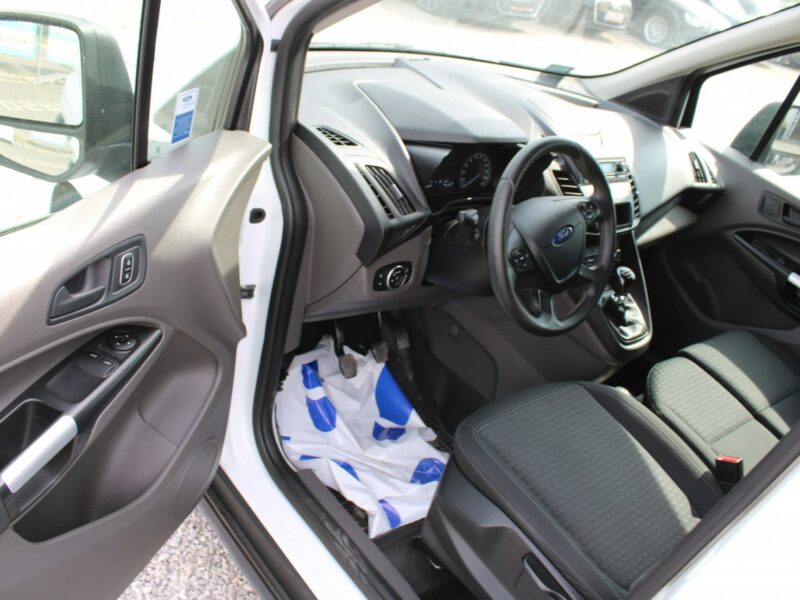 Ford Transit Connect 3 osob .F-vat Salon Polska TREND g.szyba