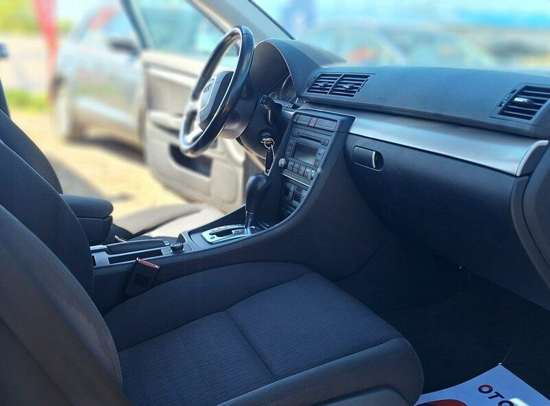Audi A4 automat xsenon zarejestrowana B7 (2004-2007)
