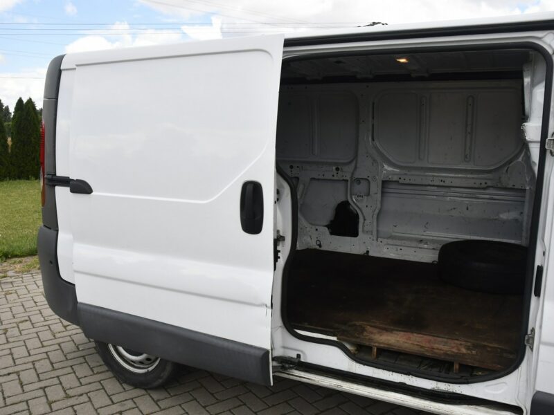 Opel Vivaro 2,0cdti 3 Osoby,.El.szyby.Centralka,kredyt.HAK.OKAZJA