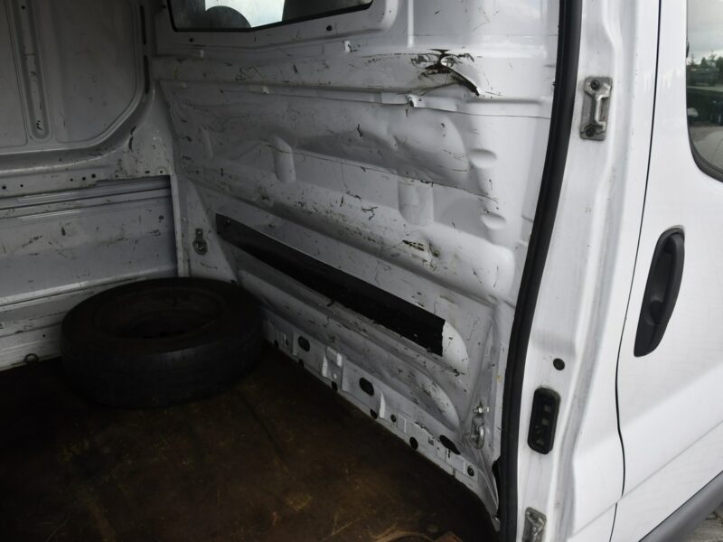 Opel Vivaro 2,0cdti 3 Osoby,.El.szyby.Centralka,kredyt.HAK.OKAZJA