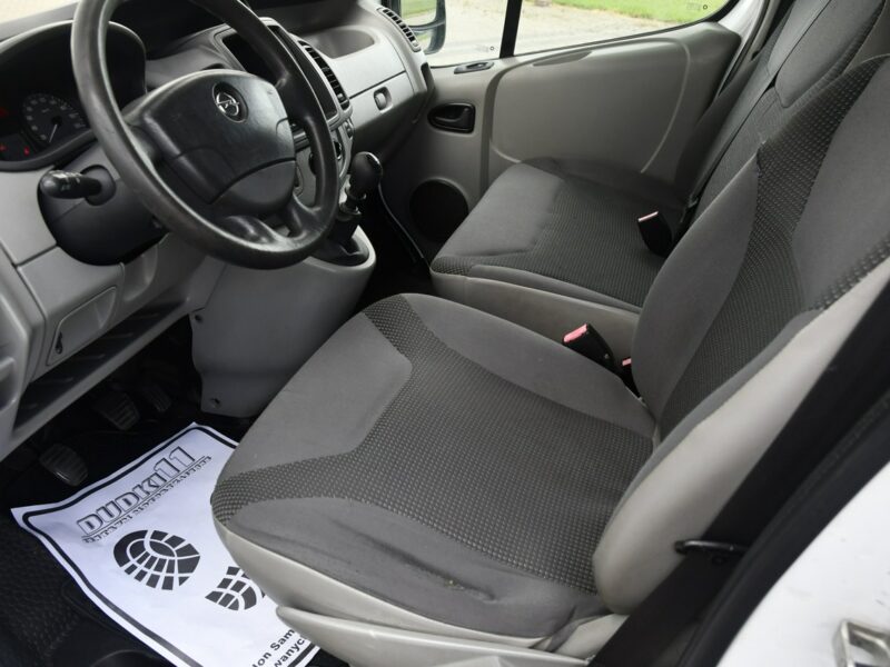 Opel Vivaro 2,0cdti 3 Osoby,.El.szyby.Centralka,kredyt.HAK.OKAZJA
