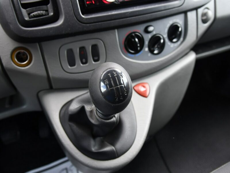 Opel Vivaro 2,0cdti 3 Osoby,.El.szyby.Centralka,kredyt.HAK.OKAZJA
