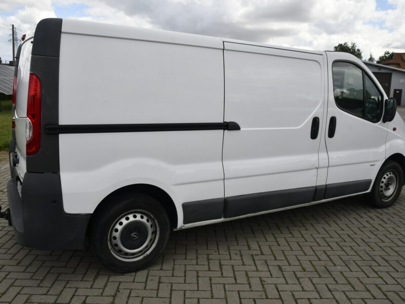 Opel Vivaro 2,0cdti 3 Osoby,.El.szyby.Centralka,kredyt.HAK.OKAZJA