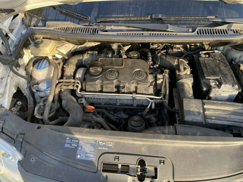 Volkswagen Caddy Symboliczny przebieg/Hak/Klimatyzacja/Webasto/Skrzydełka drzwi/ESP