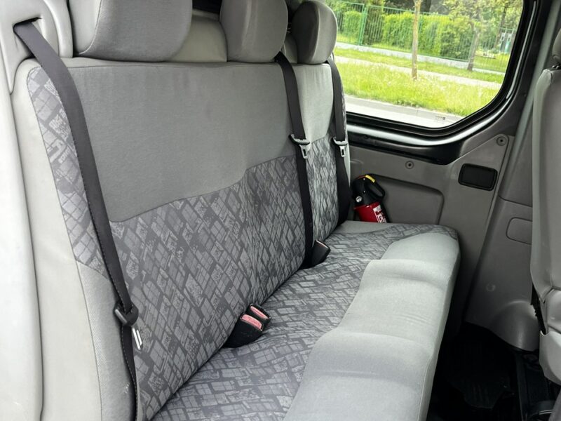Opel Vivaro Opel Vivaro 1.9DTi 2003r Dubel Kabina 6-Osobowy Brygadówka Serwis!