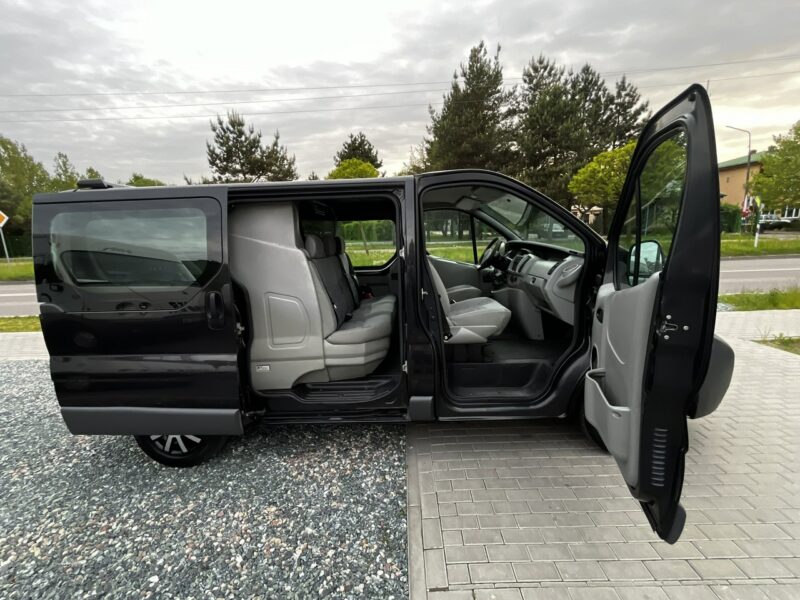 Opel Vivaro Opel Vivaro 1.9DTi 2003r Dubel Kabina 6-Osobowy Brygadówka Serwis!