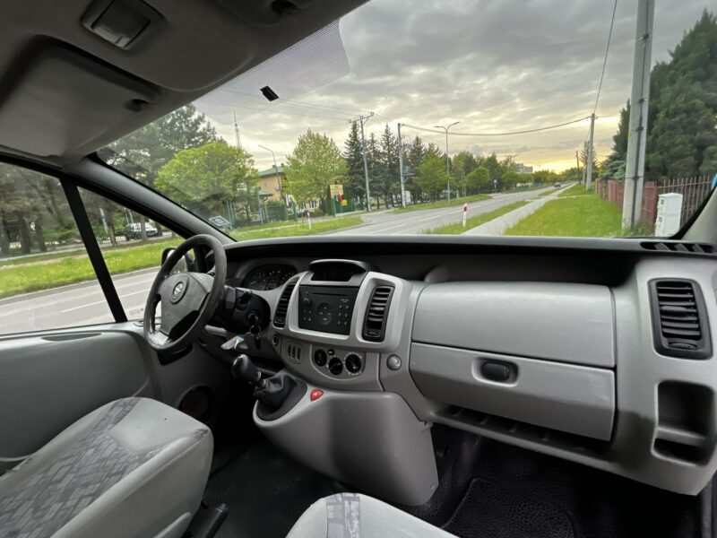 Opel Vivaro Opel Vivaro 1.9DTi 2003r Dubel Kabina 6-Osobowy Brygadówka Serwis!