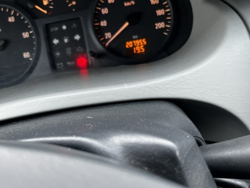 Opel Vivaro Opel Vivaro 1.9DTi 2003r Dubel Kabina 6-Osobowy Brygadówka Serwis!