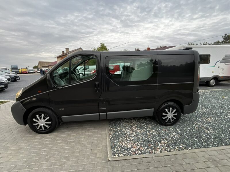 Opel Vivaro Opel Vivaro 1.9DTi 2003r Dubel Kabina 6-Osobowy Brygadówka Serwis!