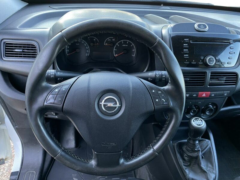 Opel Combo 1.4T 120KM LPG Nowa Instalacja Gazowa Przebieg 120tys km