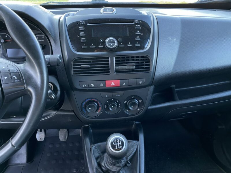 Opel Combo 1.4T 120KM LPG Nowa Instalacja Gazowa Przebieg 120tys km