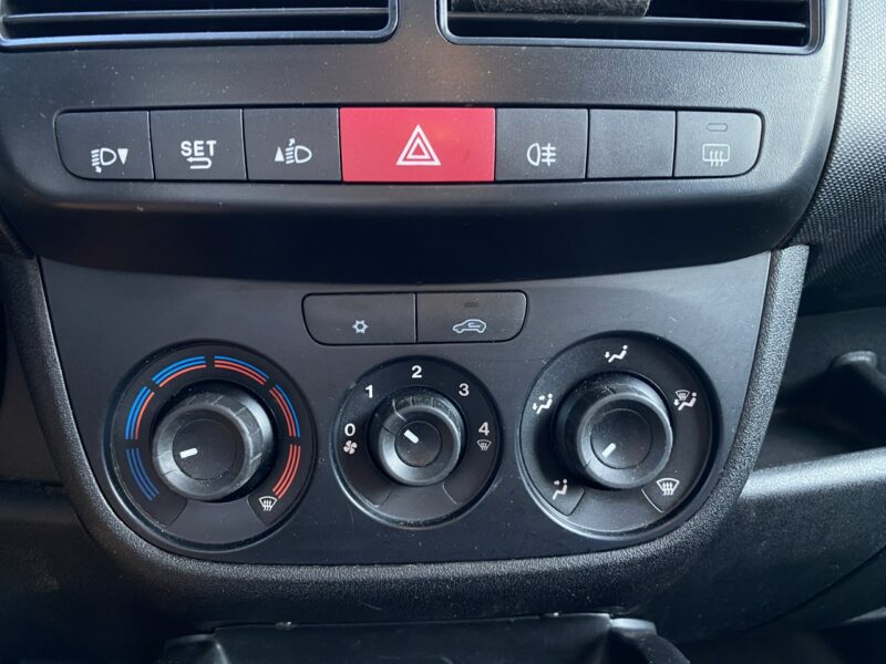 Opel Combo 1.4T 120KM LPG Nowa Instalacja Gazowa Przebieg 120tys km