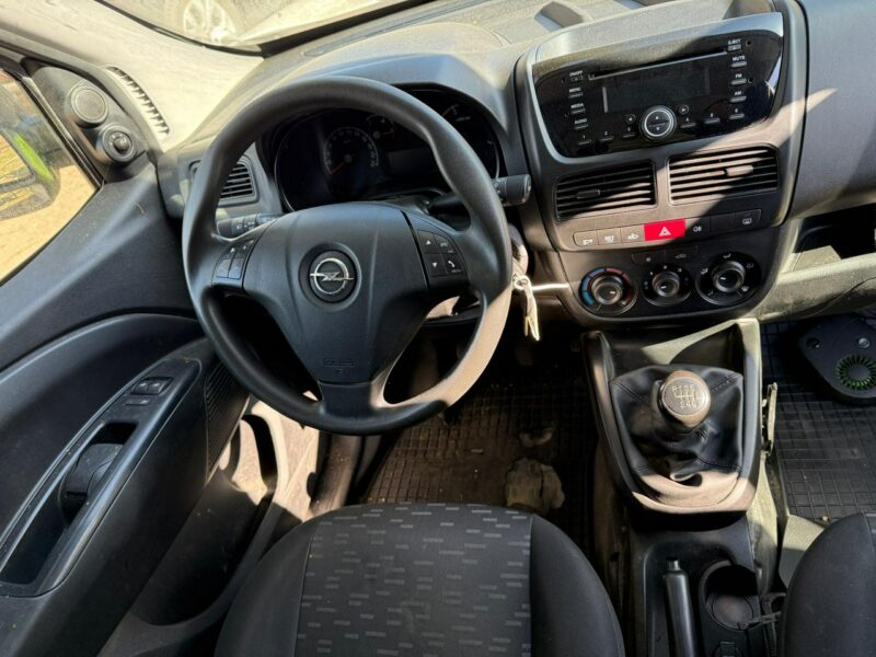Opel Combo 1.4T 120KM Benzyna Uszkodzony