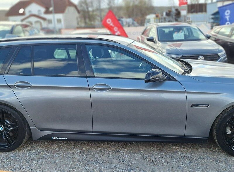 BMW 520 duza navi XSENON zarejestrowana nowy rozrząd salon polska M pakiet F10 (2009-2017)