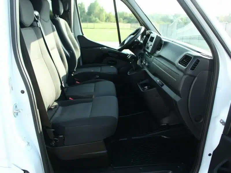 Renault Master 7-osob. Doka-Brygadowy 2.3/136KM L3H2 MAX