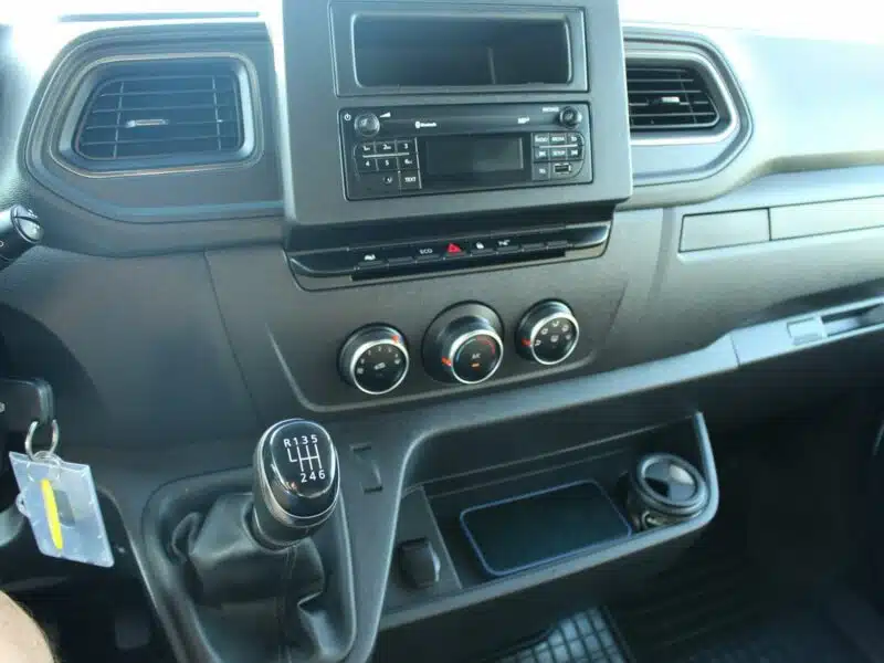 Renault Master 7-osob. Doka-Brygadowy 2.3/136KM L3H2 MAX