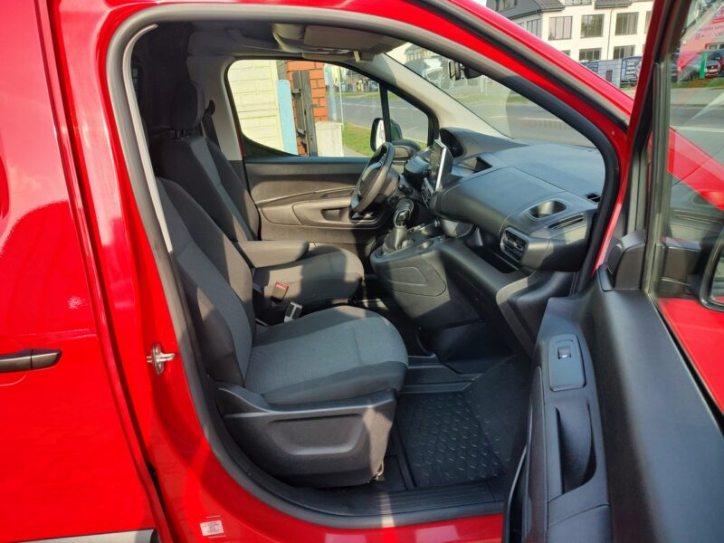 Peugeot Partner 1.5HDI 102KM Klimatyzacja 2x drzwi boczne