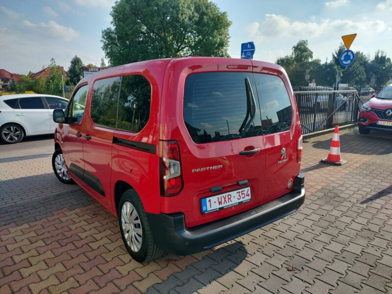 Peugeot Partner 1.5HDI 102KM Klimatyzacja 2x drzwi boczne